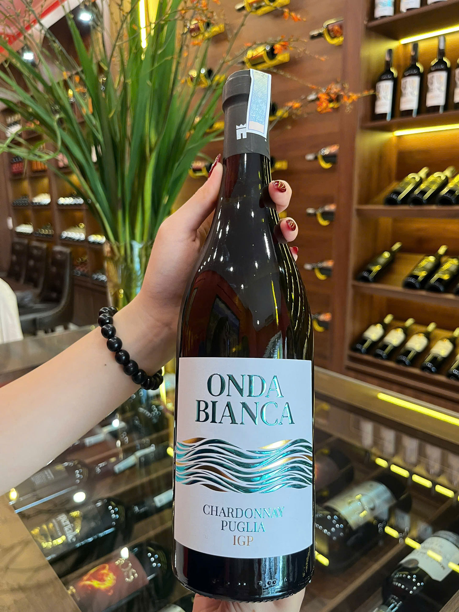 Onda Bianca Chardonnay Puglia IGP - Onda Bianca Chardonnay Puglia IGP -